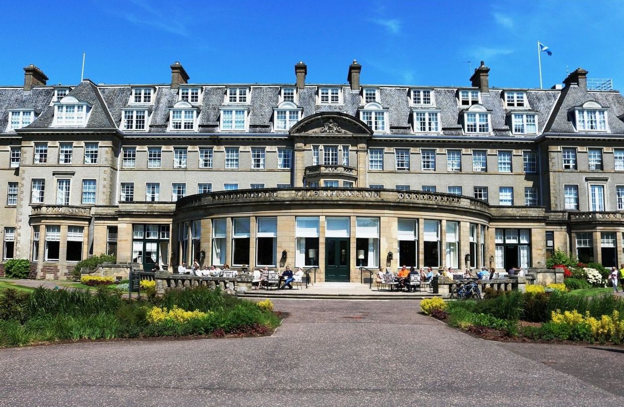 Blissiva Casino Hotel exterior